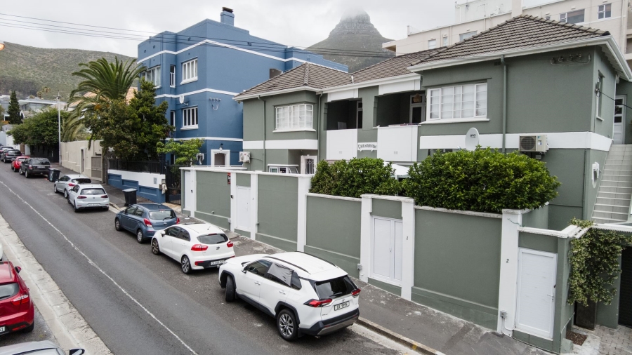 1 Bedroom Property for Sale in Sea Point Western Cape